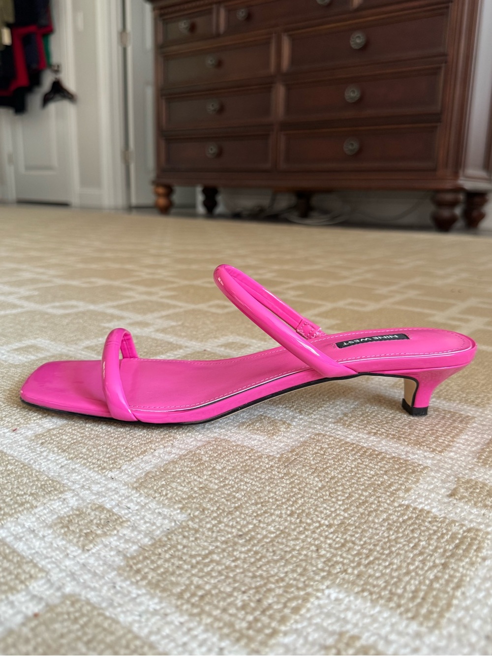 Nine West Noel3 Hot Pink Kitten Heel Slide Sandals Square Toe Size 10 - Picture 4 of 15
